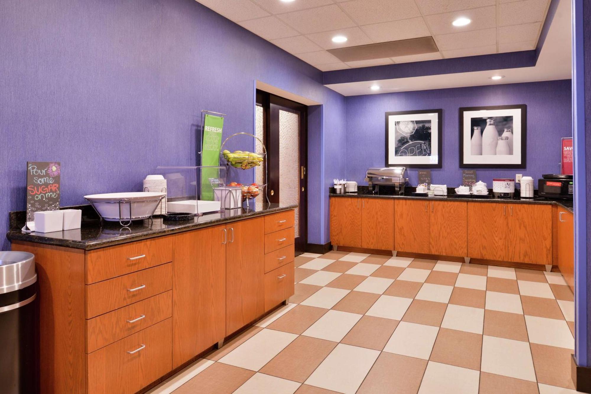Hampton Inn Harrisonburg South Ngoại thất bức ảnh