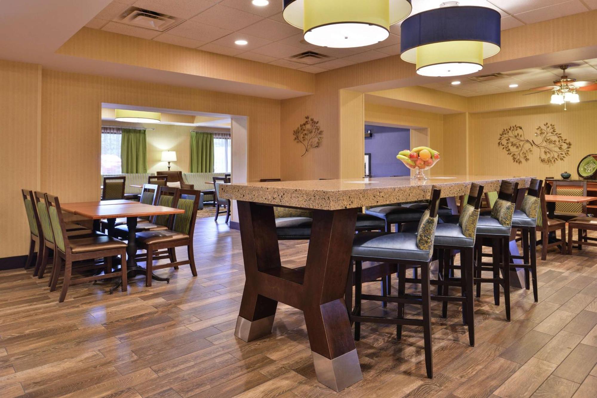 Hampton Inn Harrisonburg South Ngoại thất bức ảnh