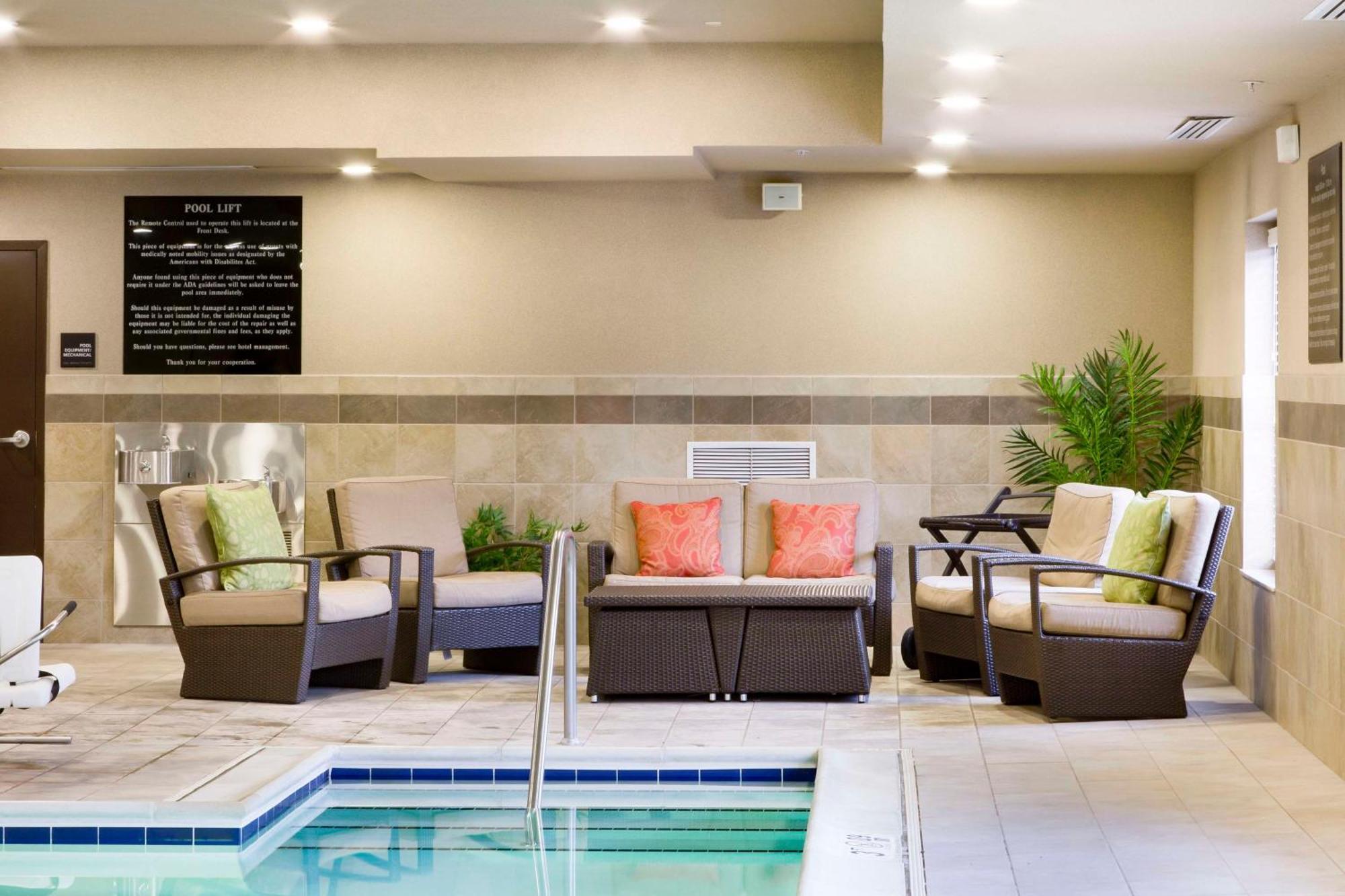 Hampton Inn Harrisonburg South Ngoại thất bức ảnh