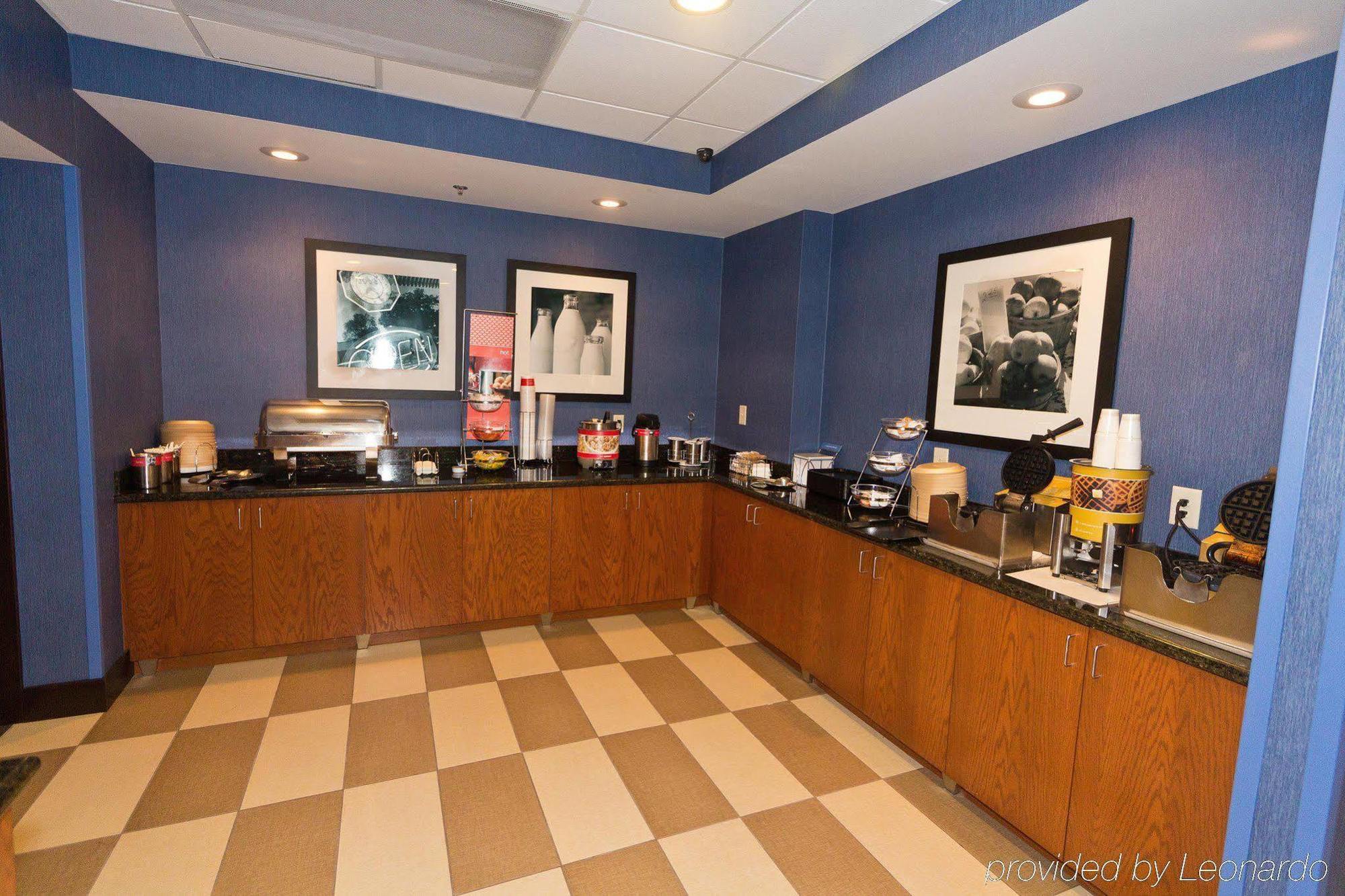 Hampton Inn Harrisonburg South Ngoại thất bức ảnh