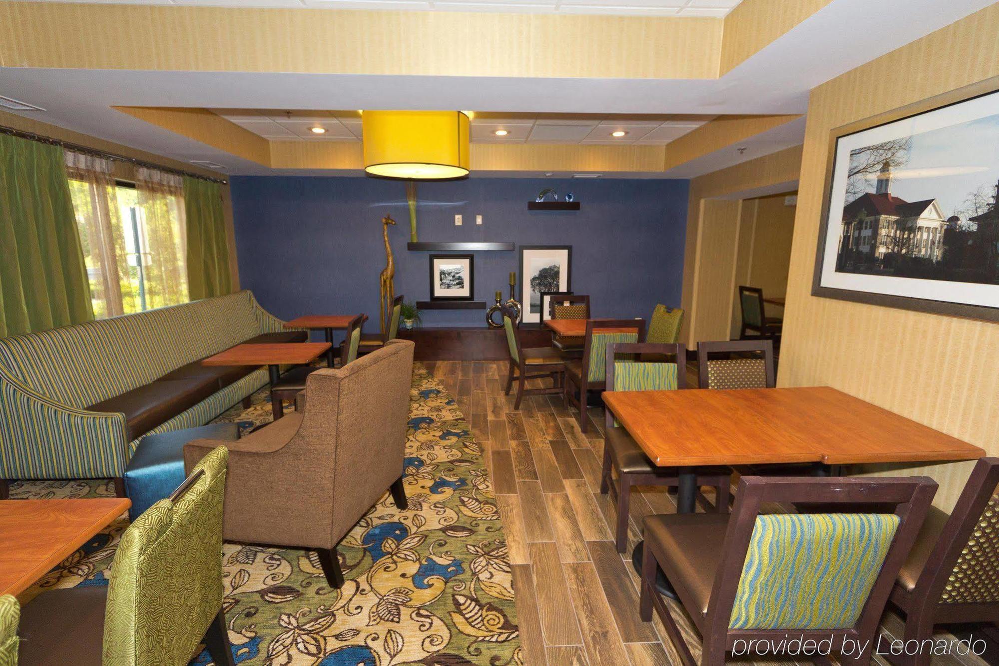 Hampton Inn Harrisonburg South Ngoại thất bức ảnh