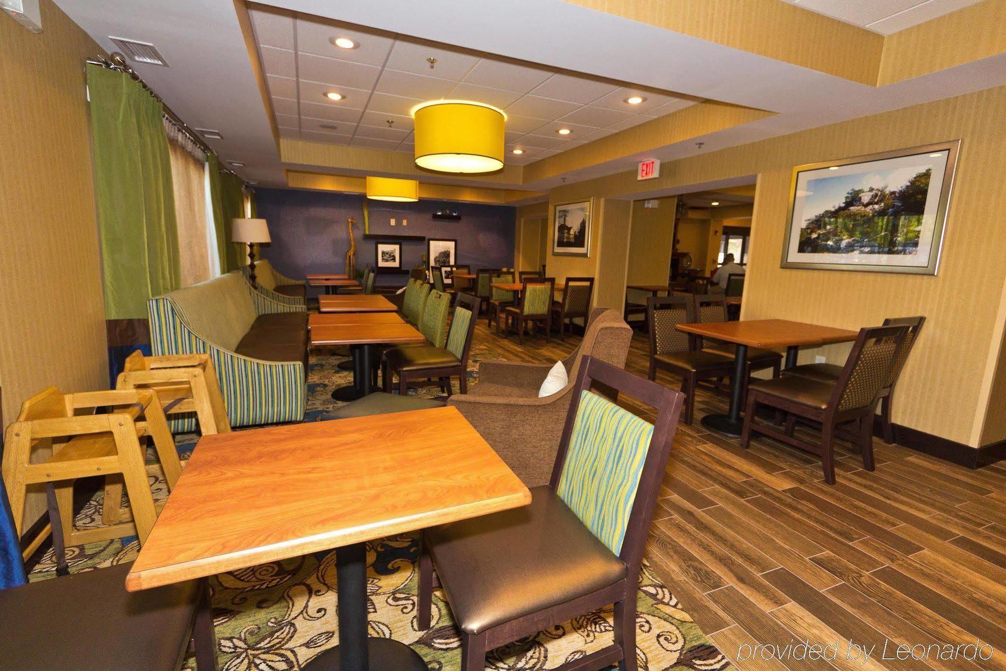 Hampton Inn Harrisonburg South Ngoại thất bức ảnh