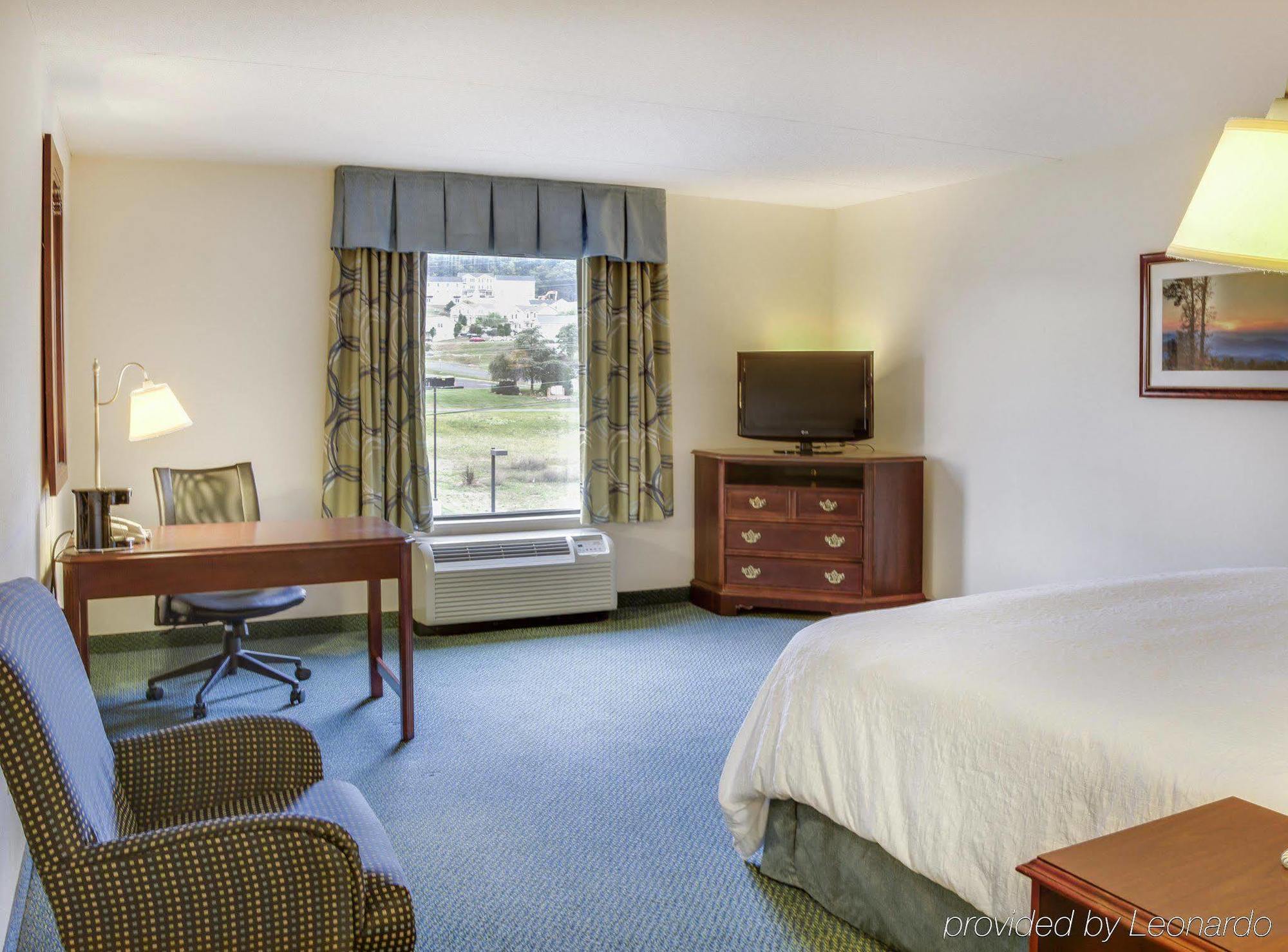 Hampton Inn Harrisonburg South Ngoại thất bức ảnh